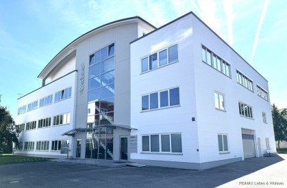 Hauptbild Helle und modernisierte Büroflächen305m² zu vermieten.Großzügige Flächen + Küche + Aufzug1. OG